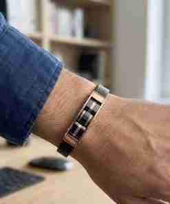 SANIYE Men's Black Flat Leather Bracelet with Rose Gold Frame & Barrel Beads